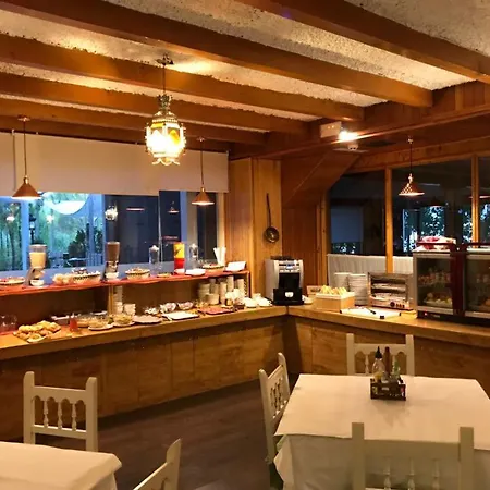 La Duquesa 3* Pinos Genil